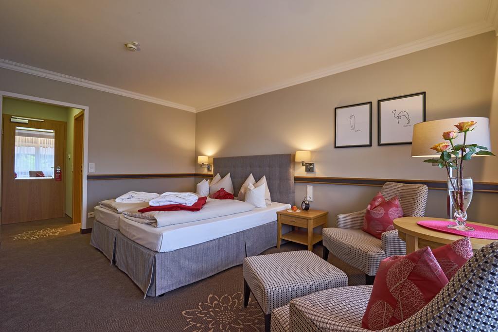 Thermenhotel Apollo Bad Fussing Room photo