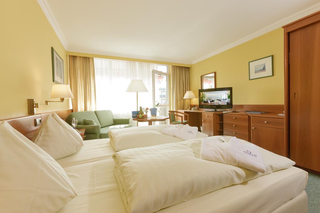 Thermenhotel Apollo Bad Fussing Room photo