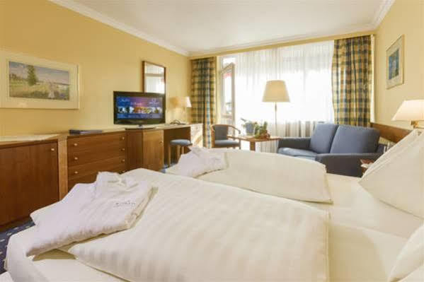 Thermenhotel Apollo Bad Fussing Exterior photo